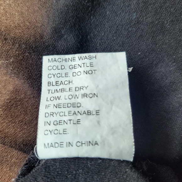 Emery Rose Plus Black Asymmetrical Tee top with faux leopard print 1XL (14) - Picture 5 of 6